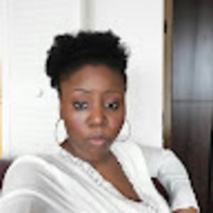 Meet your Posher, Adjoa